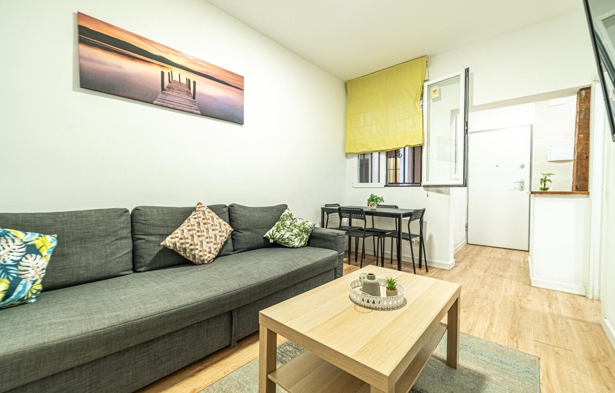 Ferienwohnung New Flat , Modern , Wifi, 10Min Sol, 5 Reina Sofia Madrid Exterior foto